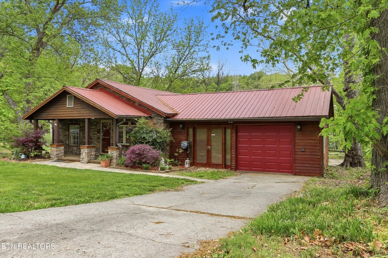 4035 Lonas Dr, Knoxville, TN 37909