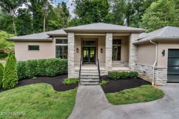 4037 SW Hiawatha Dr, Knoxville, TN 37919