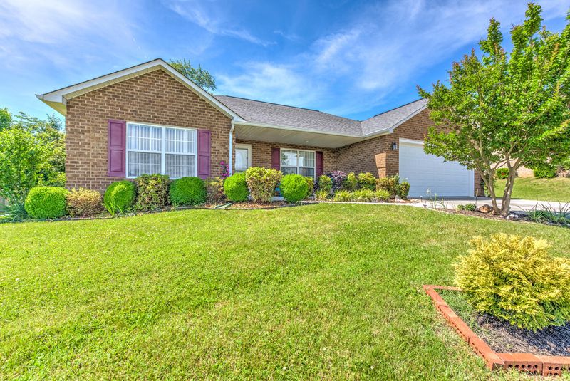 4038 Rainbow Hill Ln, Knoxville, TN 37938