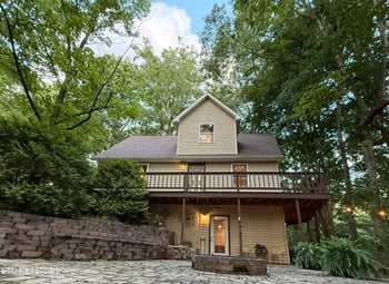 4039 Barb Hollow Rd, Walland, TN 37886
