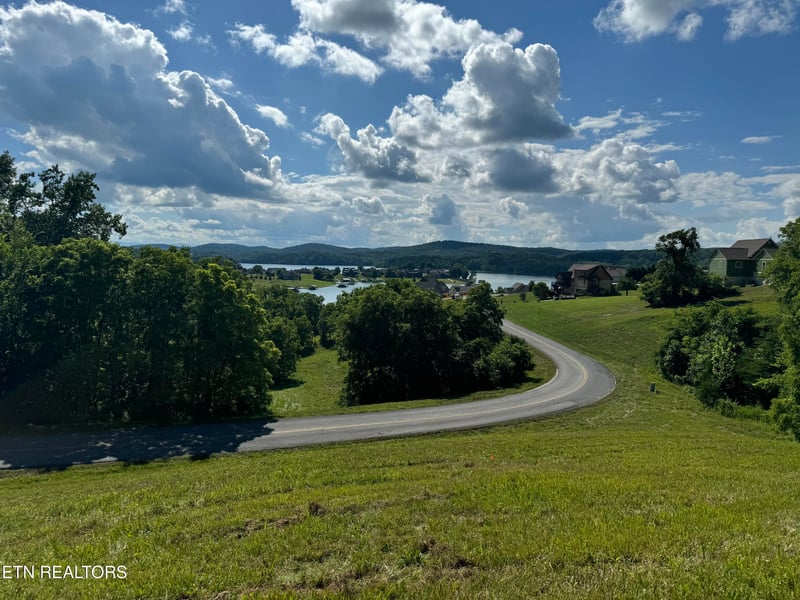 403R404R Russell Brothers Rd, Sharps Chapel, TN 37866