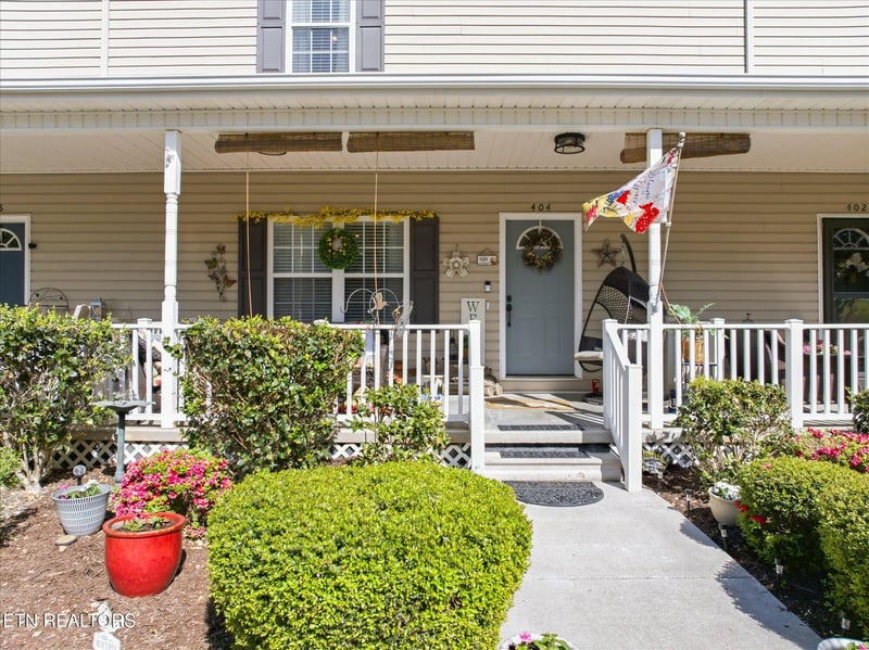 404 Ashbury Cir, Sweetwater, TN 37874