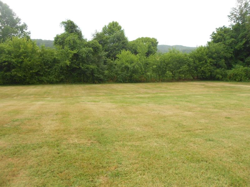 404 Bays Mountain Rd, Knoxville, TN 37920