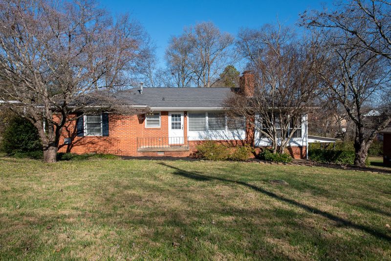 404 Cardinal St, Maryville, TN 37803