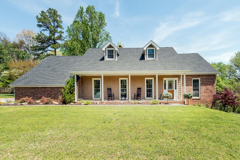 404 Cutlass Rd, Knoxville, TN 37934