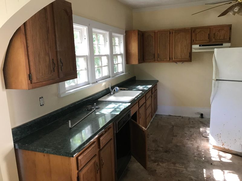 404 E Caldwell Ave, Knoxville, TN 37917