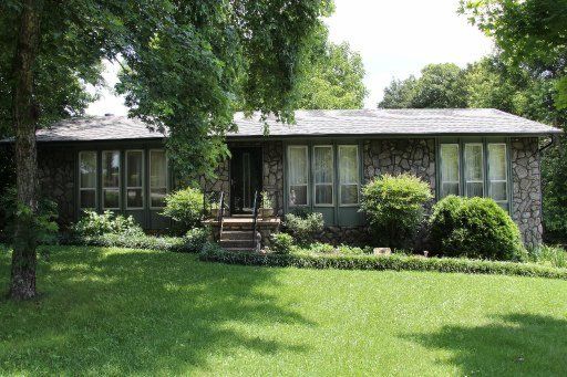 404 Echo Valley Rd, Knoxville, TN 37923