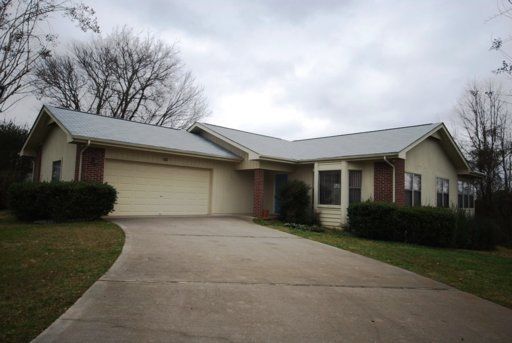 404 Keota Ln, Loudon, TN 37774