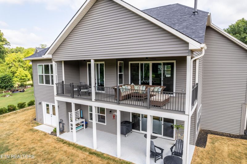 404 Ookedaliya Pl, Loudon, TN 37774