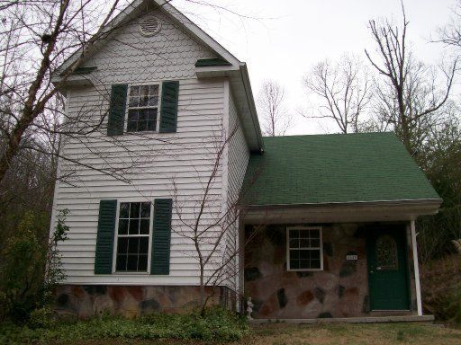 4045 Barb Hollow Rd, Walland, TN 37886