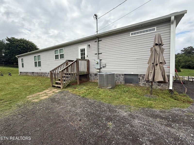 4048 Indian Ridge Rd, Blaine, TN 37709