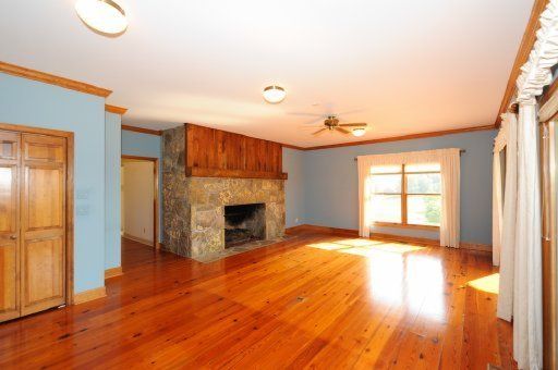 4048 Sevierville Rd, Maryville, TN 37804