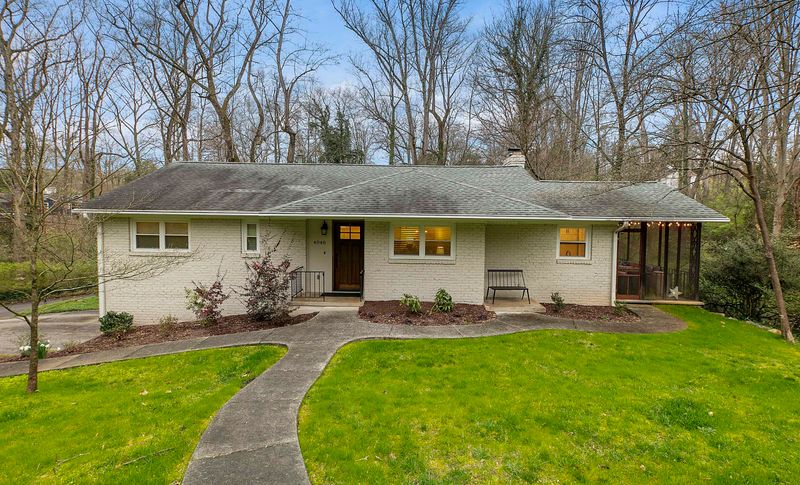 4048 Valencia Rd, Knoxville, TN 37919