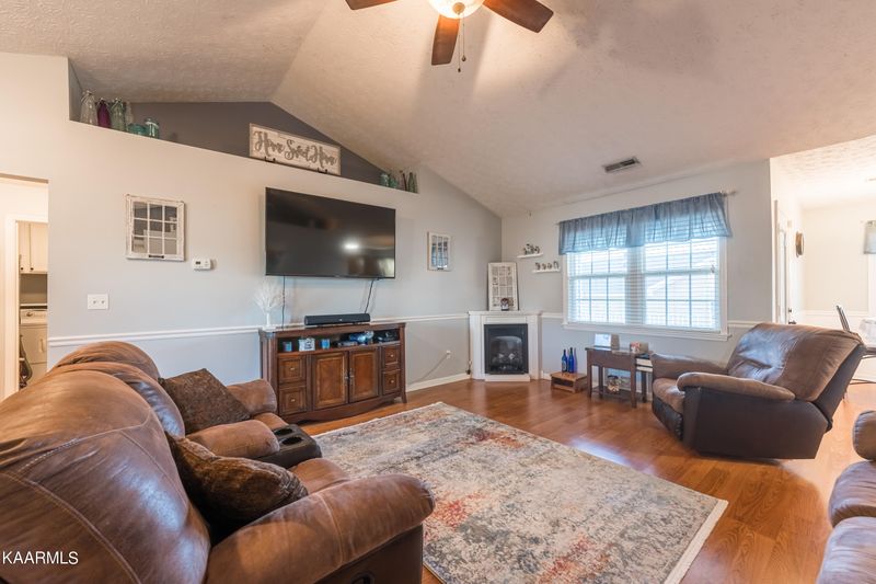 405 Cornus Ave, Sevierville, TN 37862