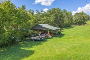 405 E Brushy Valley Dr, Powell, TN 37849