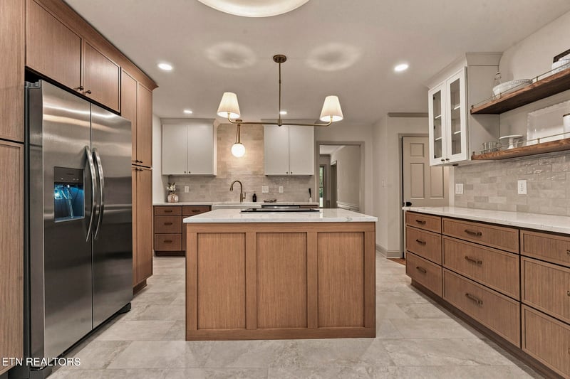 405 Midshipman Ln, Knoxville, TN 37934