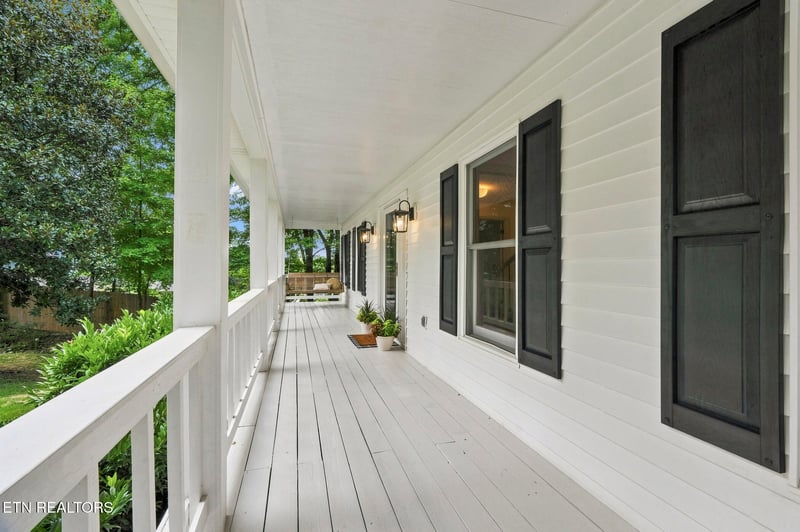 405 Midshipman Ln, Knoxville, TN 37934
