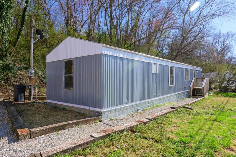 405 Old Highway 70, Harriman, TN 37748