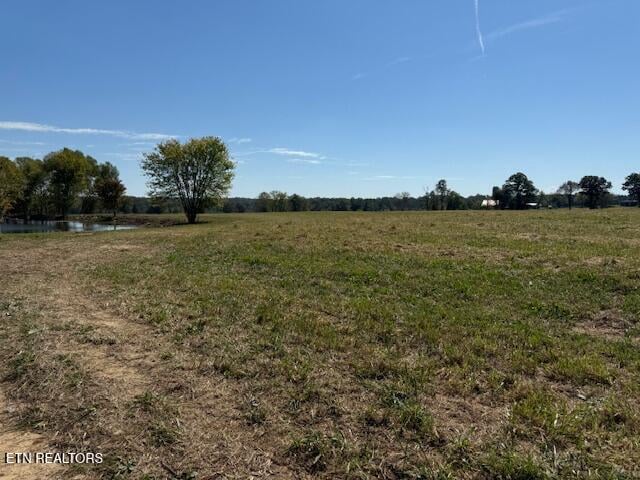 405 Smith Rd, Crossville, TN 38571