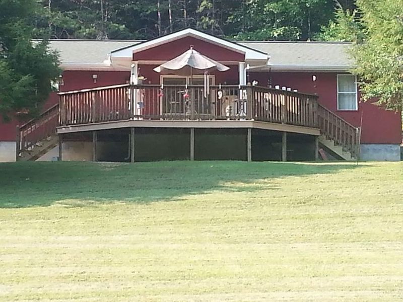 405 Smokey Branch Rd, Vonore, TN 37885