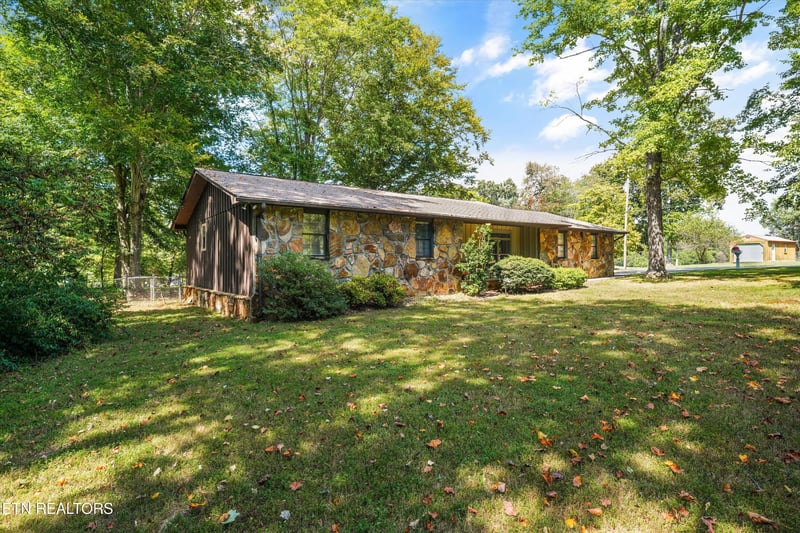 405 Sportsman Rd, Andersonville, TN 37705