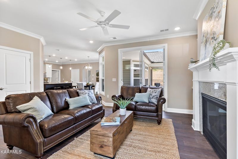 405 Sycamore Pl, Loudon, TN 37774