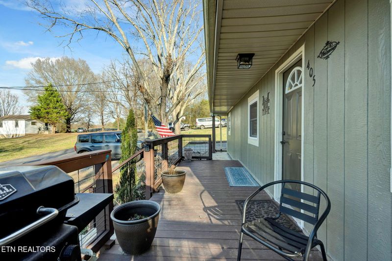 405 Taylor St, Athens, TN 37303