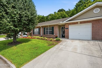 4055 Darwin Way, Knoxville, TN 37918