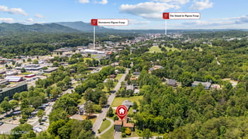 4059 Hitching Post Rd, Pigeon Forge, TN 37863