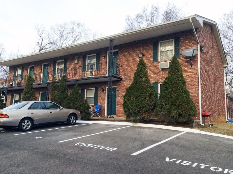 406-408 Watauga Dr, Knoxville, TN 37918