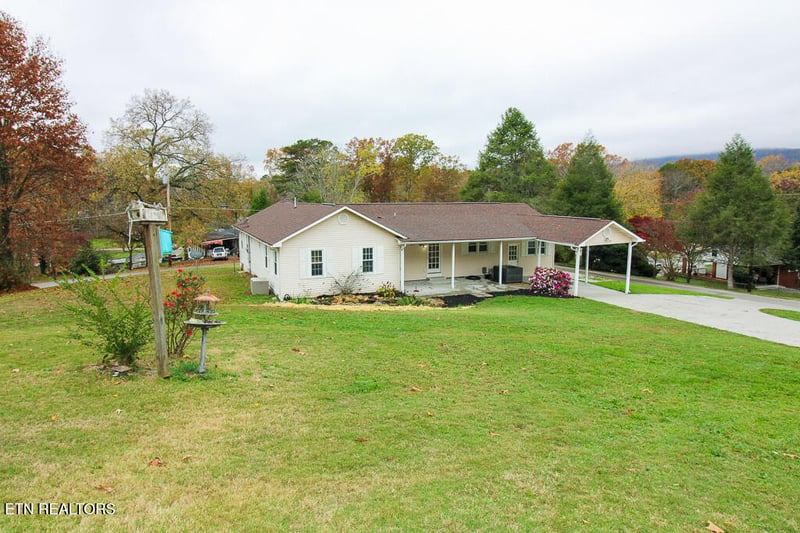 406 Ellen St, Rockwood, TN 37854