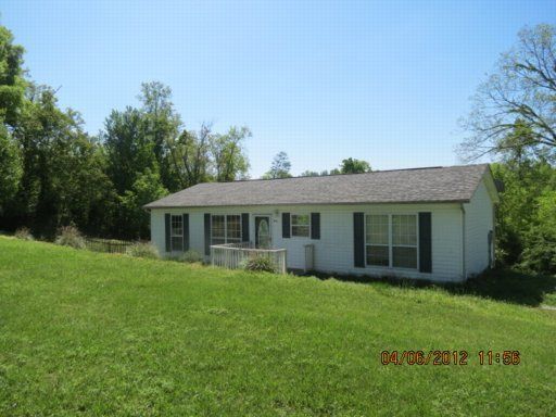 406 Emory Heights Rd, Harriman, TN 37748