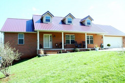 406 Klondike Cir, Kodak, TN 37764