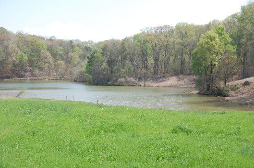 406 Ookedaliya Pl, Loudon, TN 37774