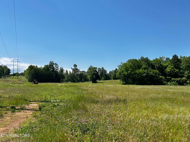 4061 New Highway 68, Madisonville, TN 37354