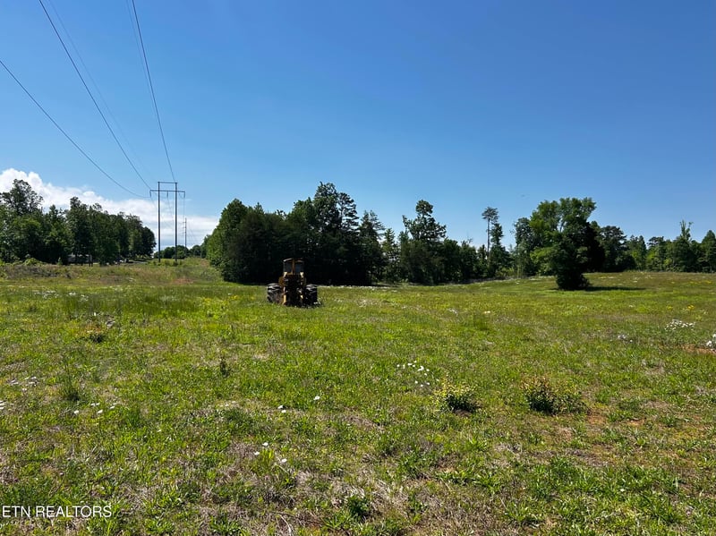 4061 New Highway 68, Madisonville, TN 37354