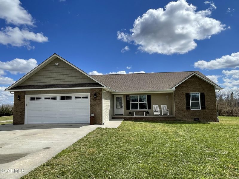 4063 Tabor Loop, Crossville, TN 38571