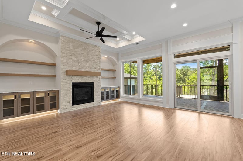 407 Elohi Pl, Loudon, TN 37774
