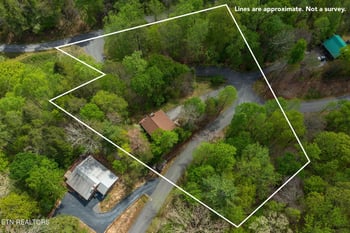 407 Kurts Corner Rd, Townsend, TN 37882