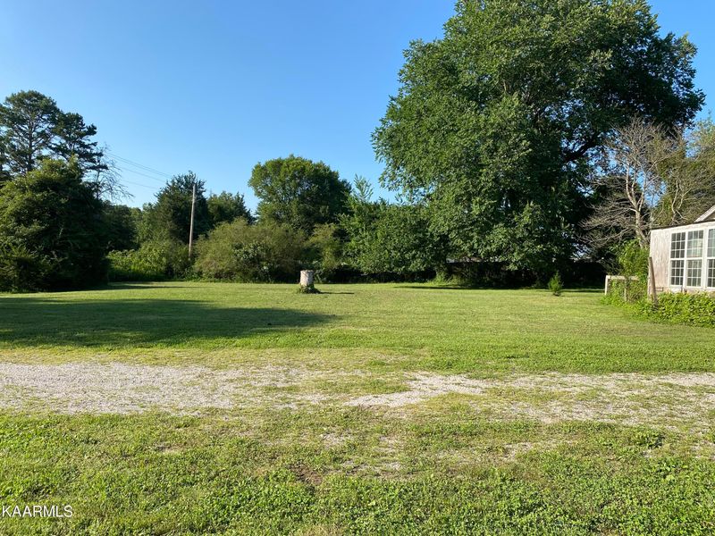 407 New Midway Rd, Kingston, TN 37763