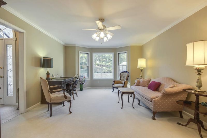407 Shawnee Pl, Loudon, TN 37774