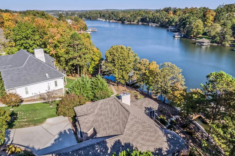 407 Shawnee Pl, Loudon, TN 37774