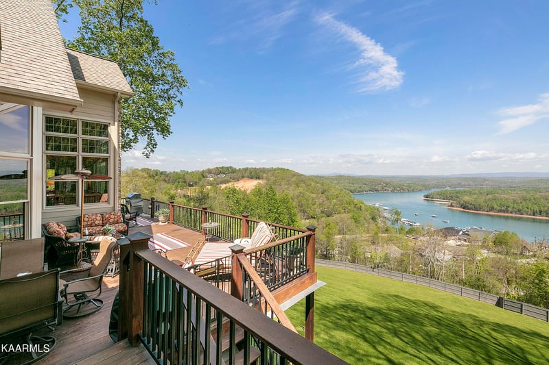 407 Spinnaker Dr, Andersonville, TN 37705