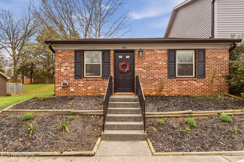 408 Amanda Cir, Knoxville, TN 37922