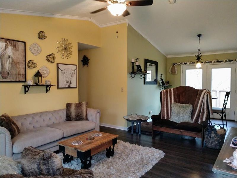408 Bent Tree Dr, Crossville, TN 38555
