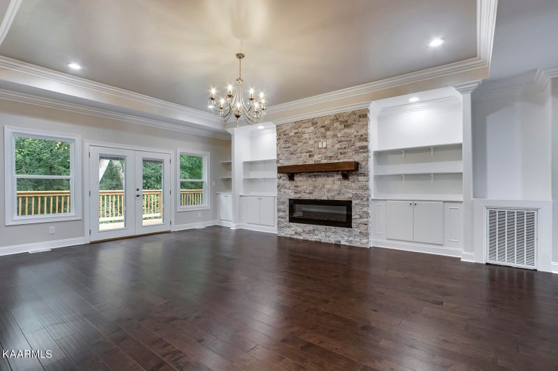 408 Cheeyo Pl, Loudon, TN 37774