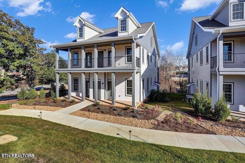408 E Church Ave, Maryville, TN 37804