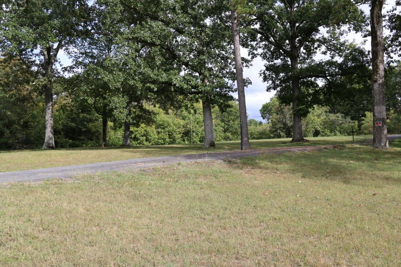 408 E Hendron Chapel Rd, Knoxville, TN 37920