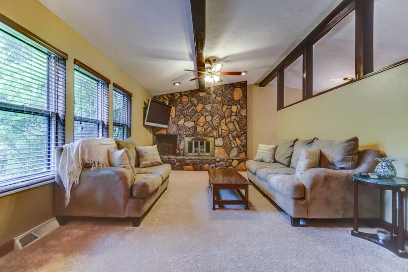 408 Echo Valley Rd, Knoxville, TN 37923