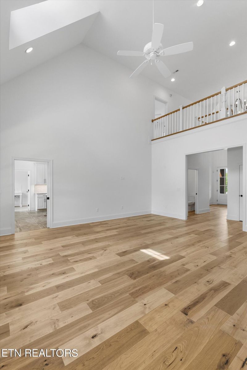 408 Herron Rd, Farragut, TN 37934